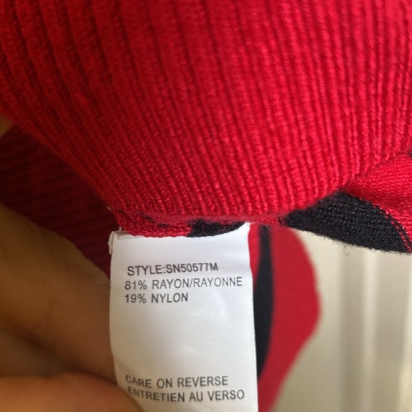 Conrad C Medium Red/Black Sweater with Sequins - Picture 8 of 8
